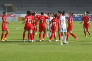  法甲揭幕战爆冷门弱旅击败劲旅  