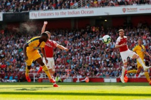  理查利森倒钩建功热刺主场战胜水晶宫