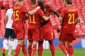  亚特兰大主场力克佛罗伦萨，真蓝黑军团展现强大攻击力