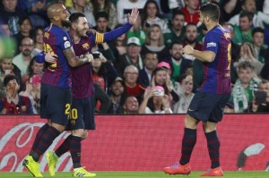  鲍恩帽子戏法西汉铁锤帮主场大胜布莱顿收获赛季首胜