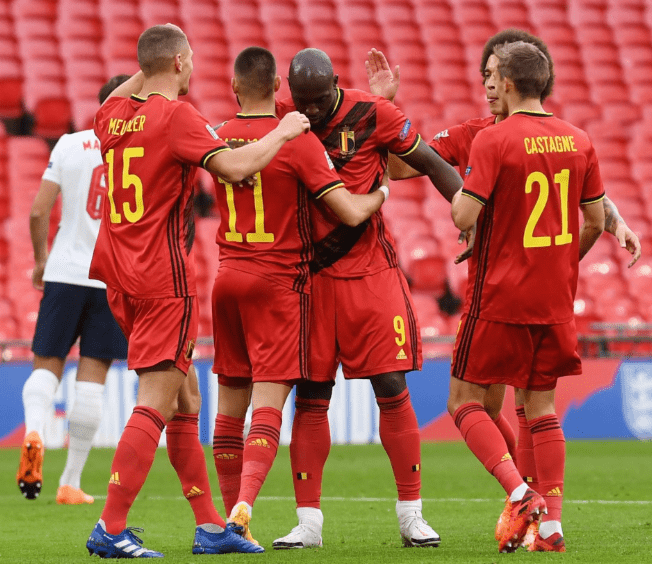  亚特兰大主场力克佛罗伦萨，真蓝黑军团展现强大攻击力