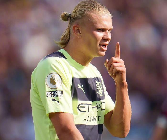  美因茨中场核心梅开二度，率队击败沙尔克04重返正轨  