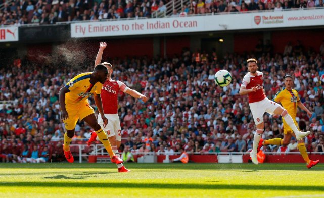  理查利森倒钩建功热刺主场战胜水晶宫