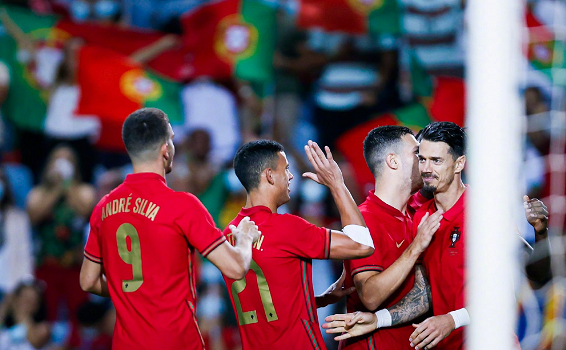  沃尔夫斯堡签下巴西国脚中卫，转会费打破队史纪录  