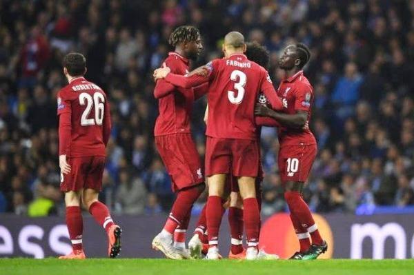  萨拉赫传射建功，利物浦逆转布莱顿登顶  